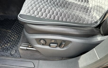 Volkswagen Touareg III, 2017 год, 3 870 000 рублей, 11 фотография