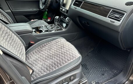 Volkswagen Touareg III, 2017 год, 3 870 000 рублей, 17 фотография