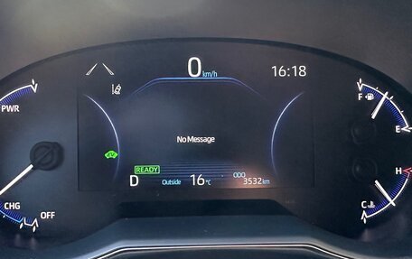 Toyota C-HR I рестайлинг, 2024 год, 4 900 000 рублей, 11 фотография