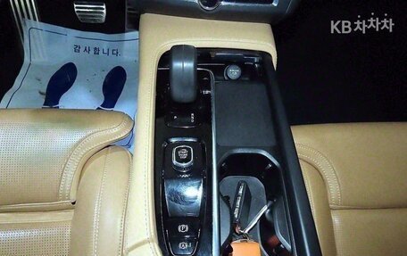 Volvo V90 Cross Country I рестайлинг, 2021 год, 3 728 000 рублей, 12 фотография