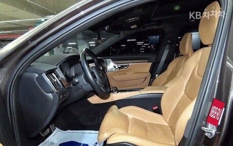 Volvo V90 Cross Country I рестайлинг, 2021 год, 3 728 000 рублей, 6 фотография