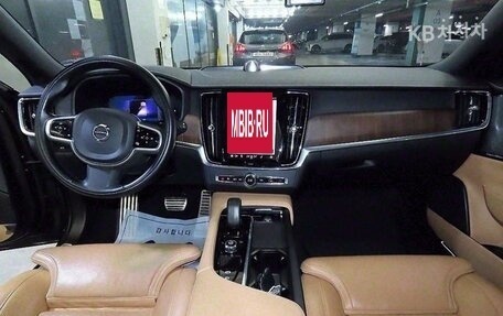 Volvo V90 Cross Country I рестайлинг, 2021 год, 3 728 000 рублей, 10 фотография