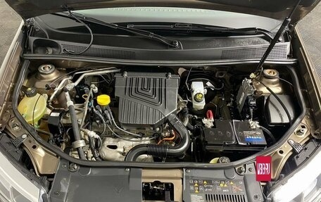 Renault Logan II, 2018 год, 770 000 рублей, 11 фотография
