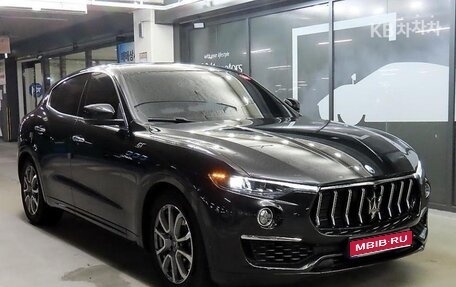Maserati Levante I, 2022 год, 4 780 000 рублей, 1 фотография