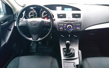 Mazda 3, 2012 год, 11 фотография
