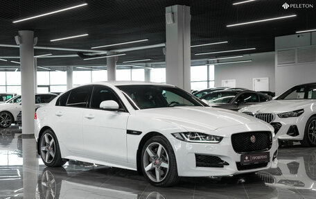 Jaguar XE I рестайлинг, 2016 год, 2 460 000 рублей, 2 фотография