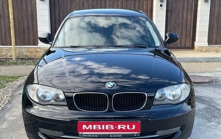 BMW 1 серия, 2011 год, 1 055 000 рублей, 2 фотография