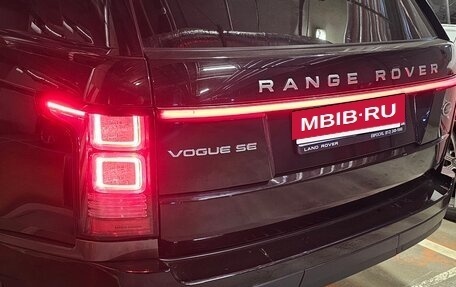 Land Rover Range Rover IV рестайлинг, 2015 год, 10 фотография