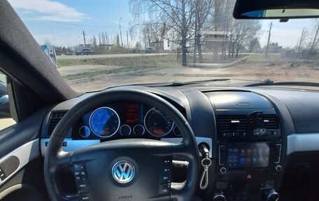 Volkswagen Touareg III, 2009 год, 630 000 рублей, 3 фотография