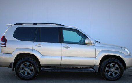 Toyota Land Cruiser Prado 120 рестайлинг, 2006 год, 1 594 000 рублей, 8 фотография