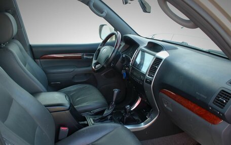 Toyota Land Cruiser Prado 120 рестайлинг, 2006 год, 1 594 000 рублей, 12 фотография