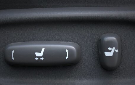 Toyota Land Cruiser Prado 120 рестайлинг, 2006 год, 1 594 000 рублей, 15 фотография
