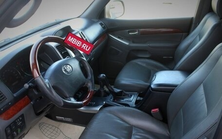 Toyota Land Cruiser Prado 120 рестайлинг, 2006 год, 1 594 000 рублей, 16 фотография