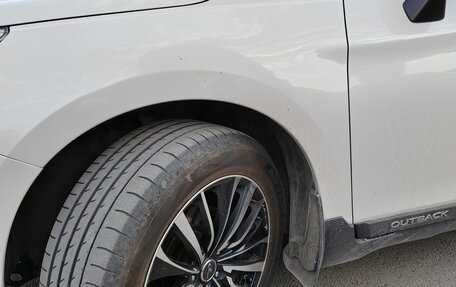 Subaru Outback IV рестайлинг, 2017 год, 2 720 000 рублей, 23 фотография