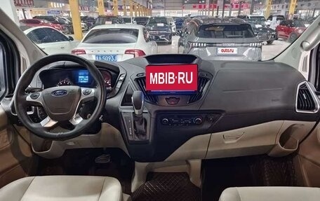Ford Tourneo Custom I рестайлинг, 2020 год, 2 645 000 рублей, 10 фотография