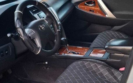 Toyota Camry, 2008 год, 1 065 000 рублей, 6 фотография