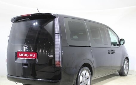 Hyundai Staria, 2022 год, 4 720 000 рублей, 5 фотография