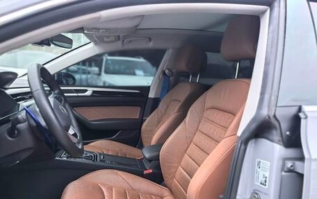 Volkswagen Passat CC, 2021 год, 2 850 000 рублей, 17 фотография