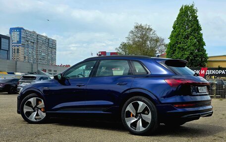Audi e-tron I, 2020 год, 4 000 000 рублей, 3 фотография