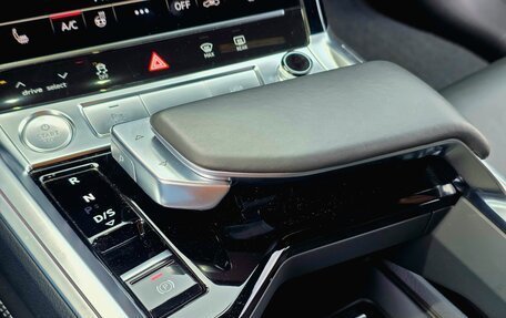 Audi e-tron I, 2020 год, 4 000 000 рублей, 19 фотография