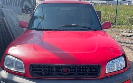 Toyota RAV4, 1998 год, 250 000 рублей, 1 фотография