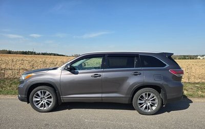 Toyota Highlander III, 2014 год, 2 689 000 рублей, 1 фотография