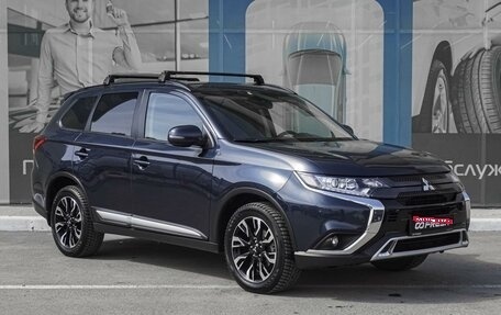 Mitsubishi Outlander III рестайлинг 3, 2022 год, 3 449 000 рублей, 1 фотография