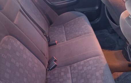 Toyota Avensis III рестайлинг, 2001 год, 445 000 рублей, 6 фотография