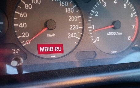 Toyota Avensis III рестайлинг, 2001 год, 445 000 рублей, 9 фотография