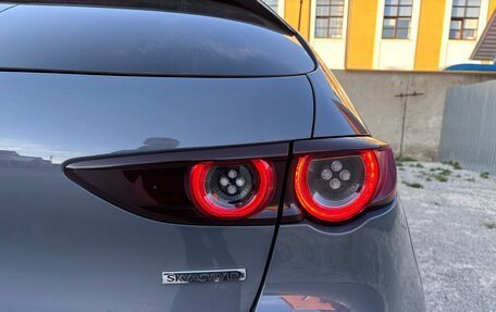 Mazda 3, 2019 год, 2 050 000 рублей, 12 фотография