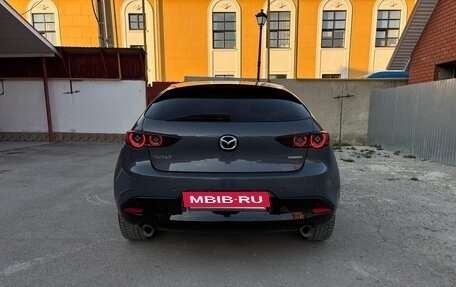 Mazda 3, 2019 год, 2 050 000 рублей, 3 фотография