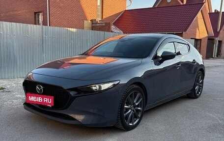Mazda 3, 2019 год, 2 050 000 рублей, 13 фотография