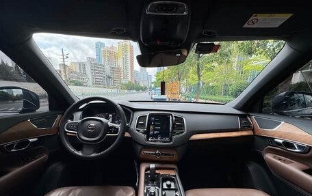 Volvo XC90 II рестайлинг, 2021 год, 4 500 000 рублей, 15 фотография
