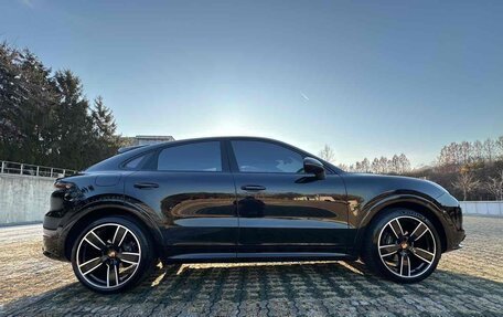 Porsche Cayenne III, 2022 год, 10 700 228 рублей, 2 фотография