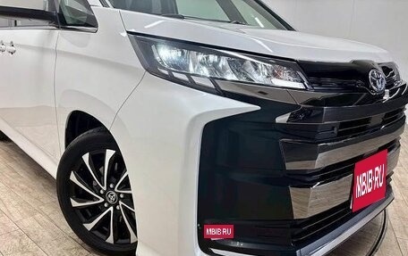 Toyota Noah, 2024 год, 3 777 777 рублей, 7 фотография