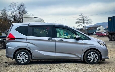 Honda Freed II, 2019 год, 1 350 000 рублей, 8 фотография