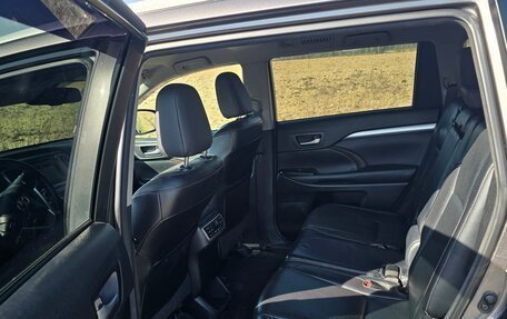 Toyota Highlander III, 2014 год, 2 689 000 рублей, 9 фотография