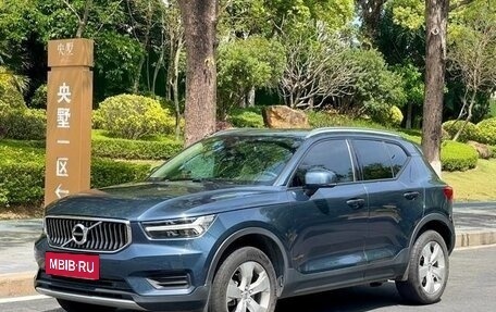 Volvo XC40 I, 2021 год, 2 271 000 рублей, 2 фотография