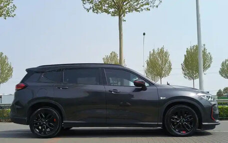 Chevrolet Orlando, 2020 год, 1 550 000 рублей, 4 фотография