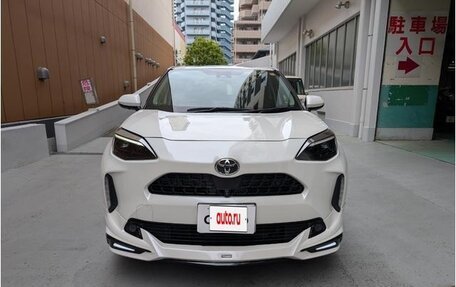 Toyota Yaris Cross, 2022 год, 1 570 002 рублей, 3 фотография