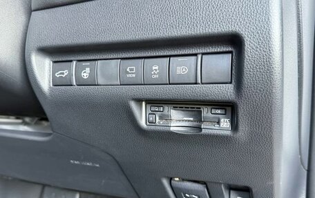 Toyota Harrier, 2021 год, 2 486 000 рублей, 19 фотография