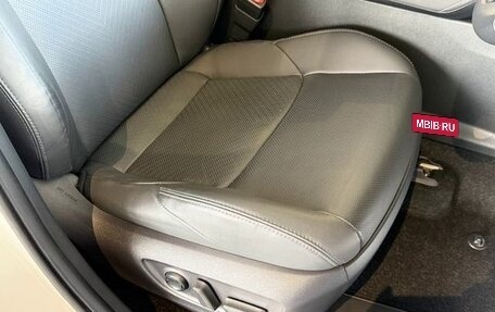 Toyota Harrier, 2021 год, 2 486 000 рублей, 16 фотография