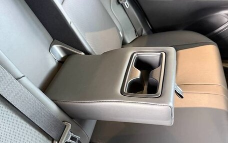 Toyota Harrier, 2021 год, 2 486 000 рублей, 32 фотография