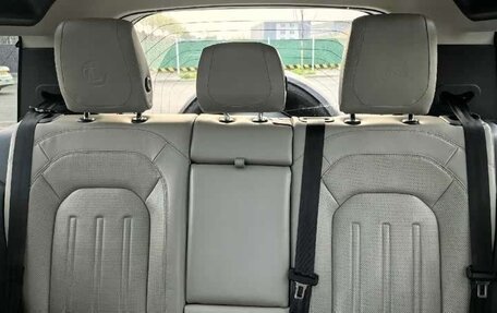 Land Rover Defender II, 2022 год, 6 500 000 рублей, 13 фотография