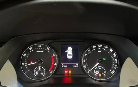 Skoda Octavia IV, 2022 год, 2 100 000 рублей, 9 фотография