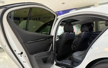 Skoda Octavia IV, 2022 год, 2 100 000 рублей, 15 фотография
