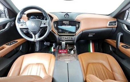 Maserati Ghibli, 2022 год, 3 945 000 рублей, 9 фотография