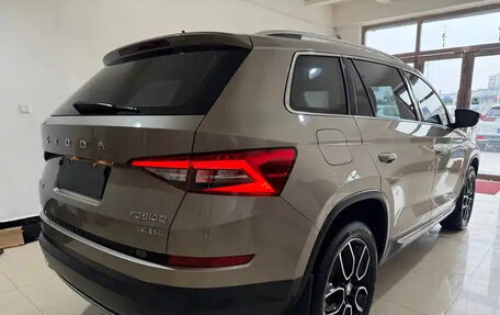 Skoda Kodiaq I, 2021 год, 2 500 000 рублей, 8 фотография
