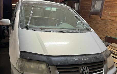 Volkswagen Sharan I рестайлинг, 2003 год, 420 000 рублей, 3 фотография