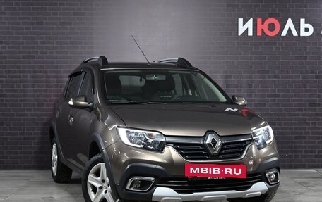 Renault Sandero II рестайлинг, 2021 год, 1 370 000 рублей, 3 фотография